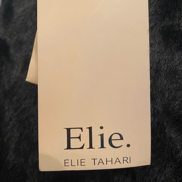 Elie Elegant Black Faux Fur Jacket - Picture 7 of 10